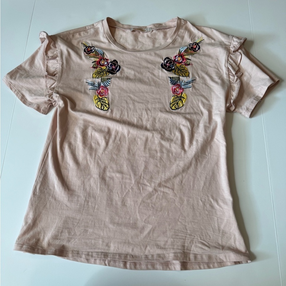 Miao Miao embroidered t shirt blouse size small